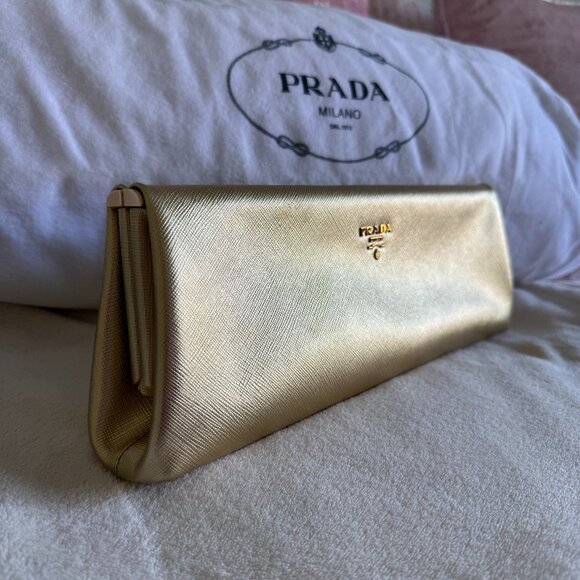Gorgeous Prada gold clutch evening bag - Picture 1 of 9